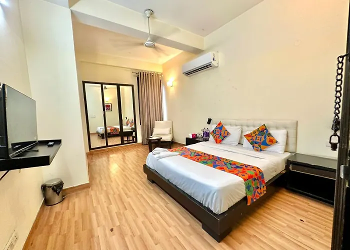 Hotel Grand Arcasia Saket- Near Pvr Anupam