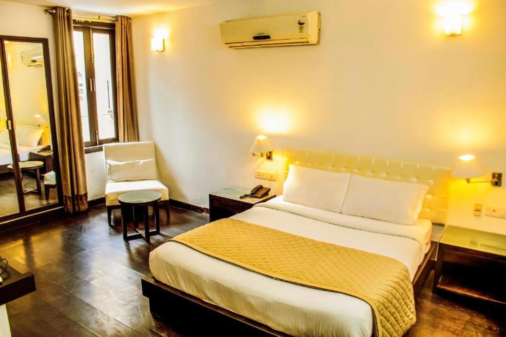 Hotel Grand Arcasia Saket- Near Pvr Anupam New Delhi