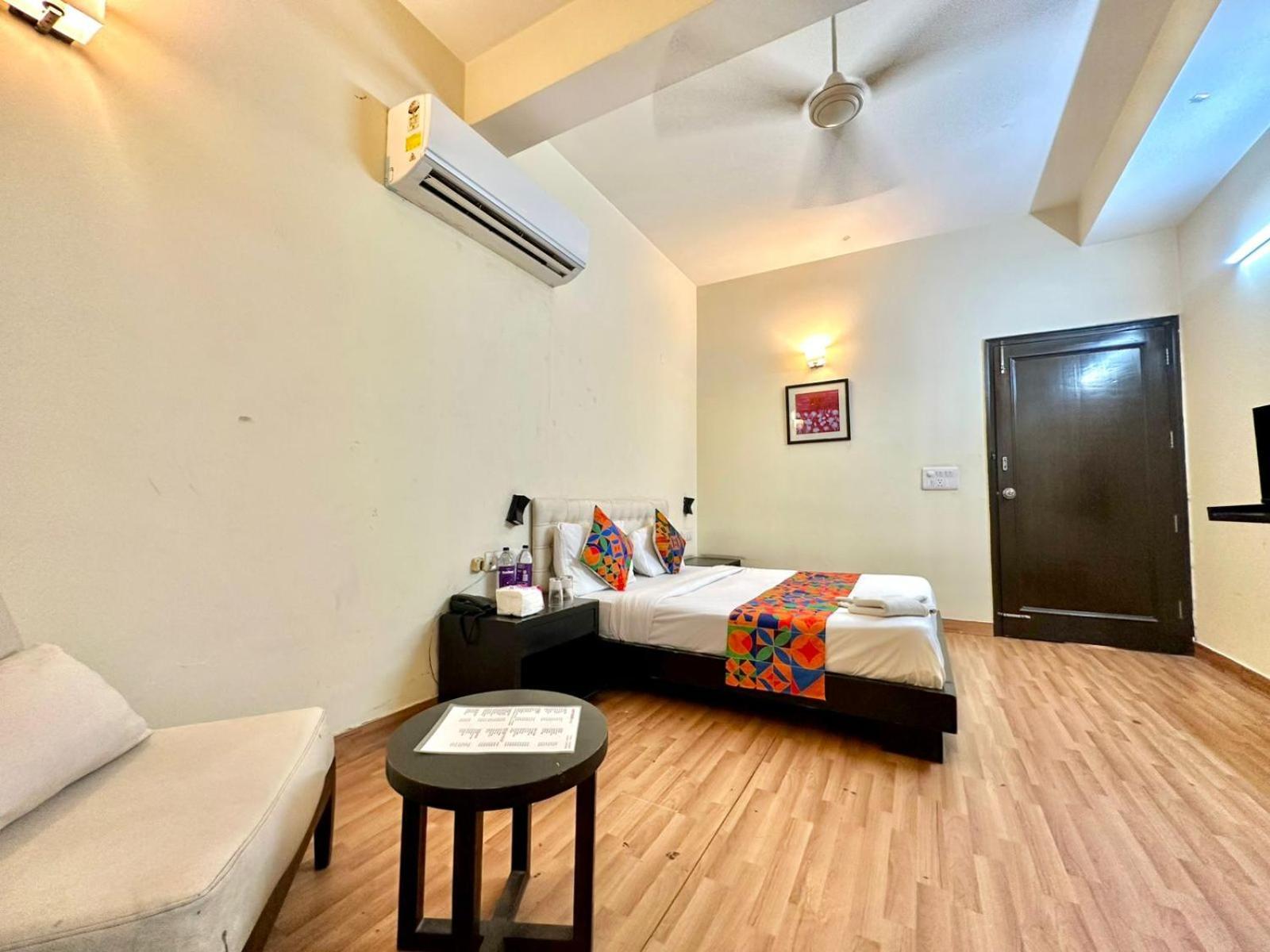 Grand Arcasia Saket- Near Pvr Anupam Hotel
