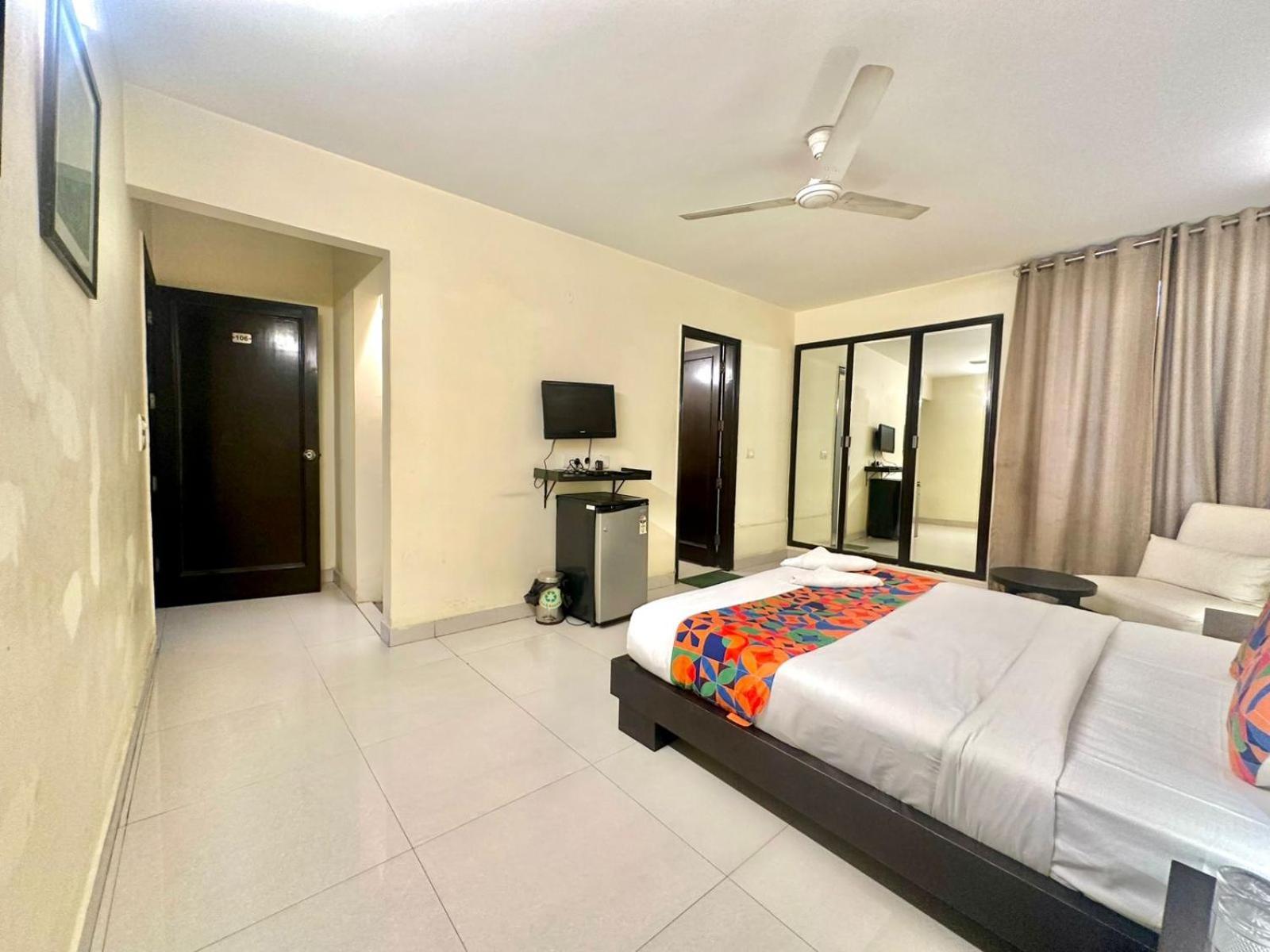 Grand Arcasia Saket- Near Pvr Anupam