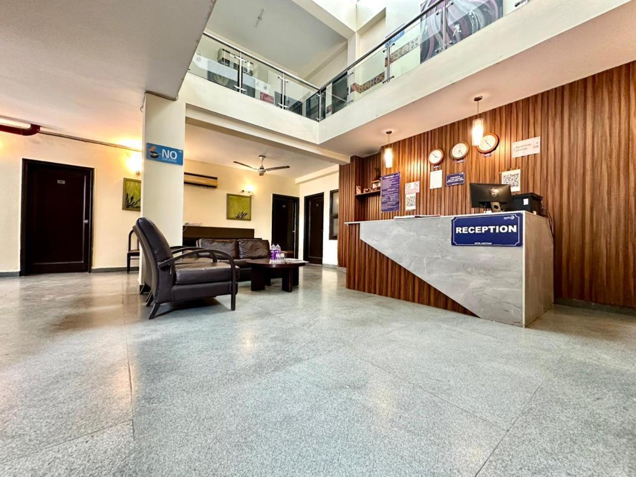 Grand Arcasia Saket- Near Pvr Anupam 3* New Delhi
